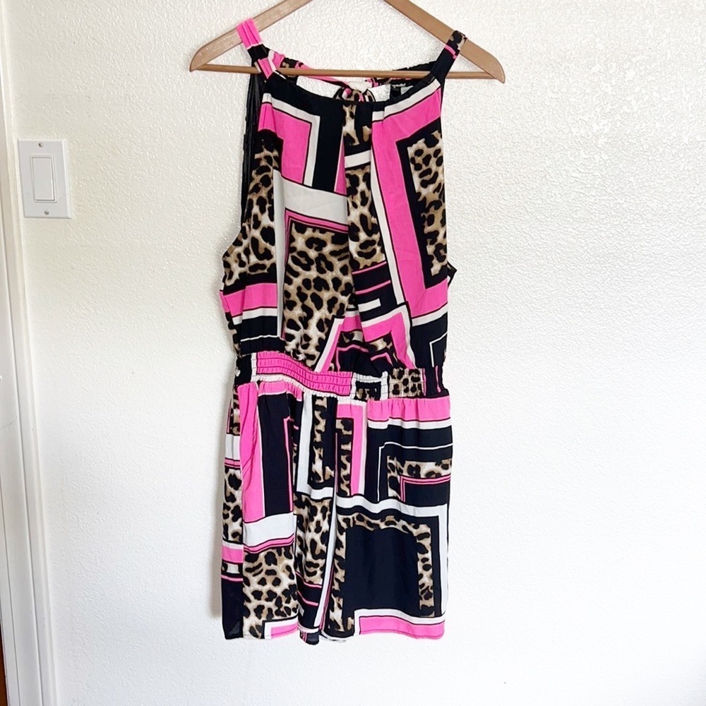New York And Company Leopard Print Pink Design Keyhole Back V Neck Romper